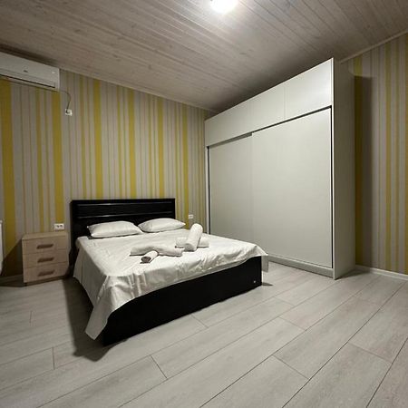 Guesthouse Chrdili Tbilisi Exteriör bild