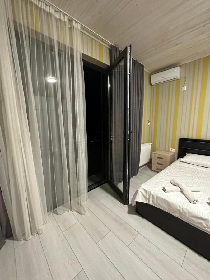 Guesthouse Chrdili Tbilisi Exteriör bild